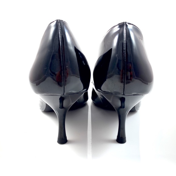 NWT BERSHKA black patent pointy kitten heel shoes - Picture 5 of 8